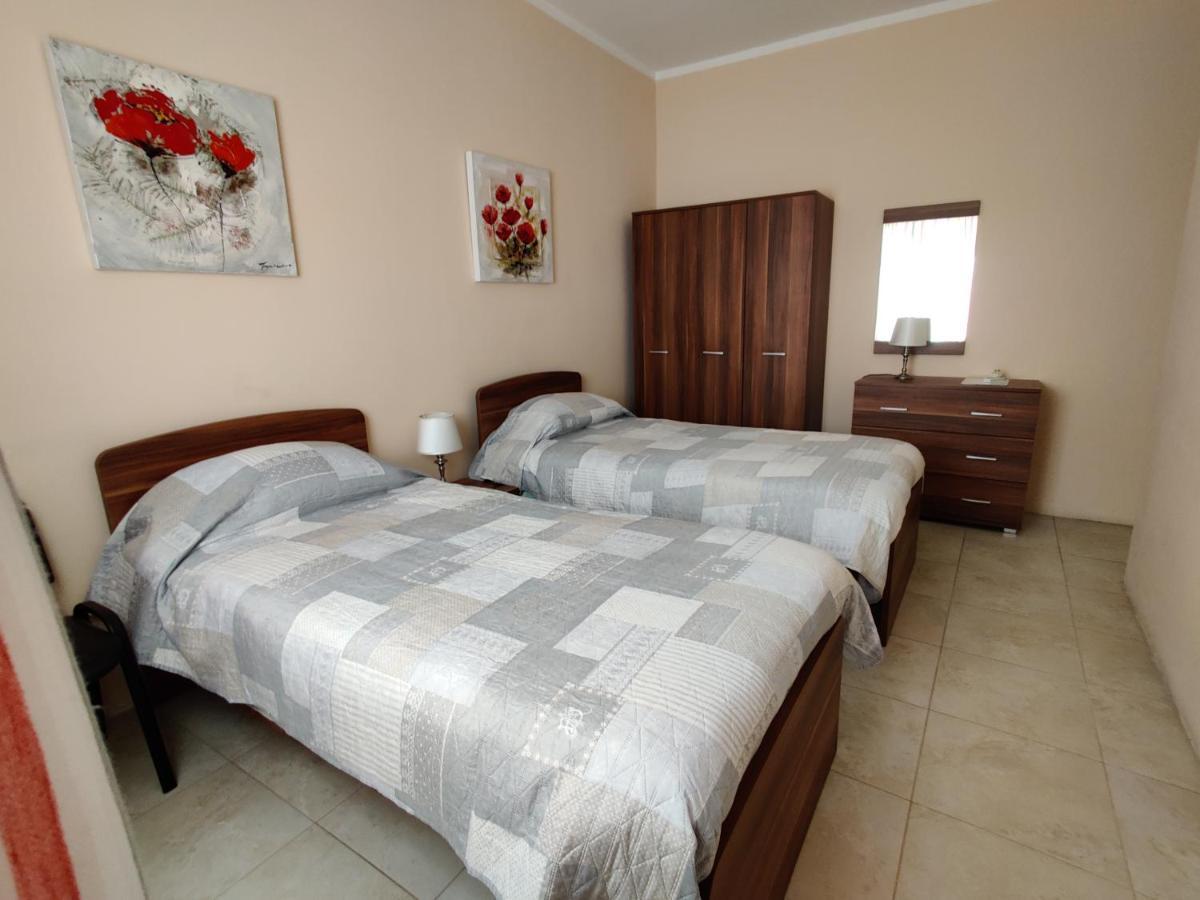 Doms Apartment Tarxien エクステリア 写真